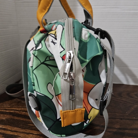 Small Baby Diaper Bag. See Website Pictures, Last 2 Pics. (Bin12) - Picture 3 of 7